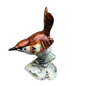 Vintage Stangl Bird Figurine Wren # 3401 Signed